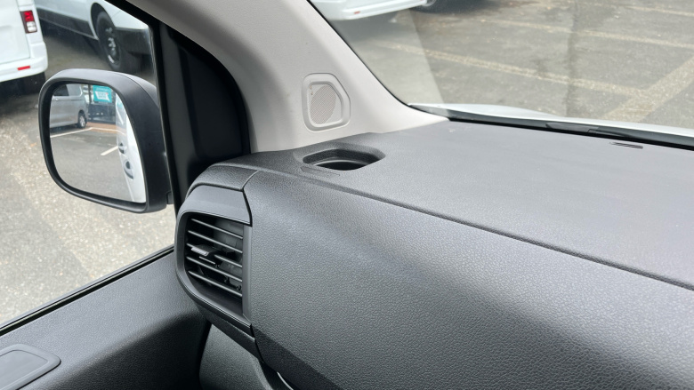 Vauxhall Vivaro L1 Diesel 2900 1.5d 100PS Prime H1 Van